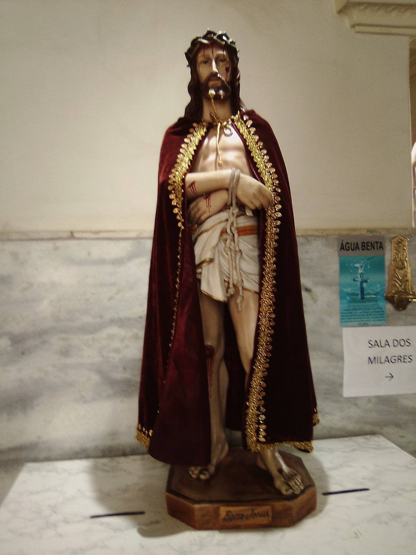 Senhor Bom Jesus de  mãos atadas